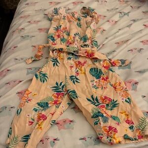 Wonderkids 2T Peach Floral Jumpsuit 
#H